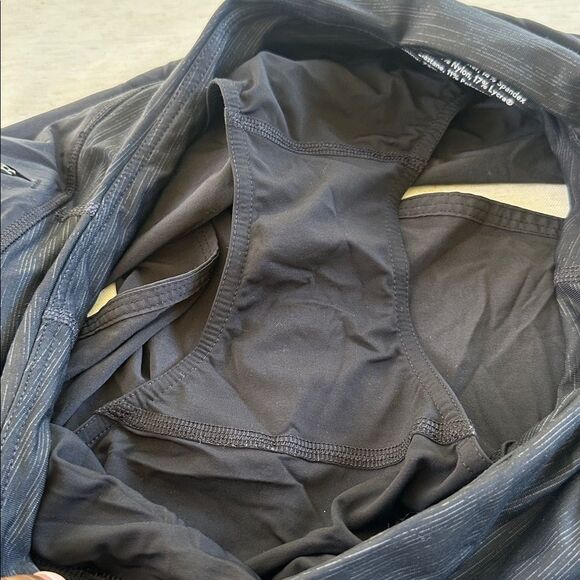 Outdoor Voices Black Athletic Shorts L - Picture 4 of 6